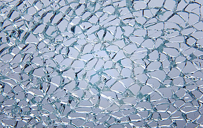 Rotura de un vidrio templado Rotura de un vidrio templado
